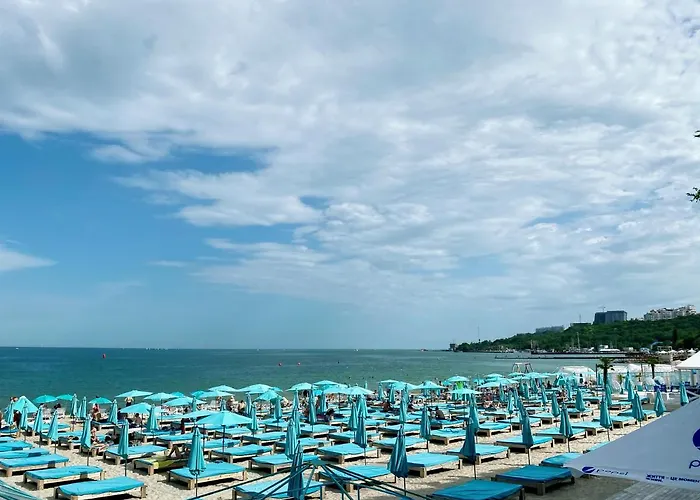 Italian Boulevard Modern Appartement Odessa