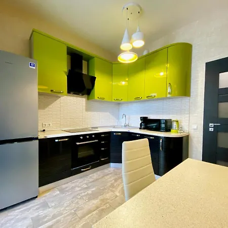 Italian Boulevard Modern Apartment