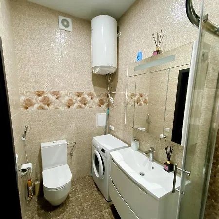 Italian Boulevard Modern Apartment